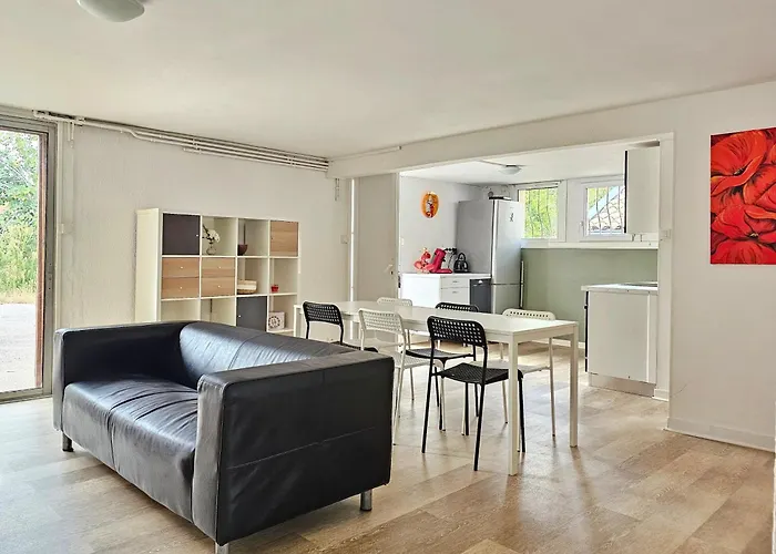 Appartement Lumineux Et Calme En Rez-De-Jardin