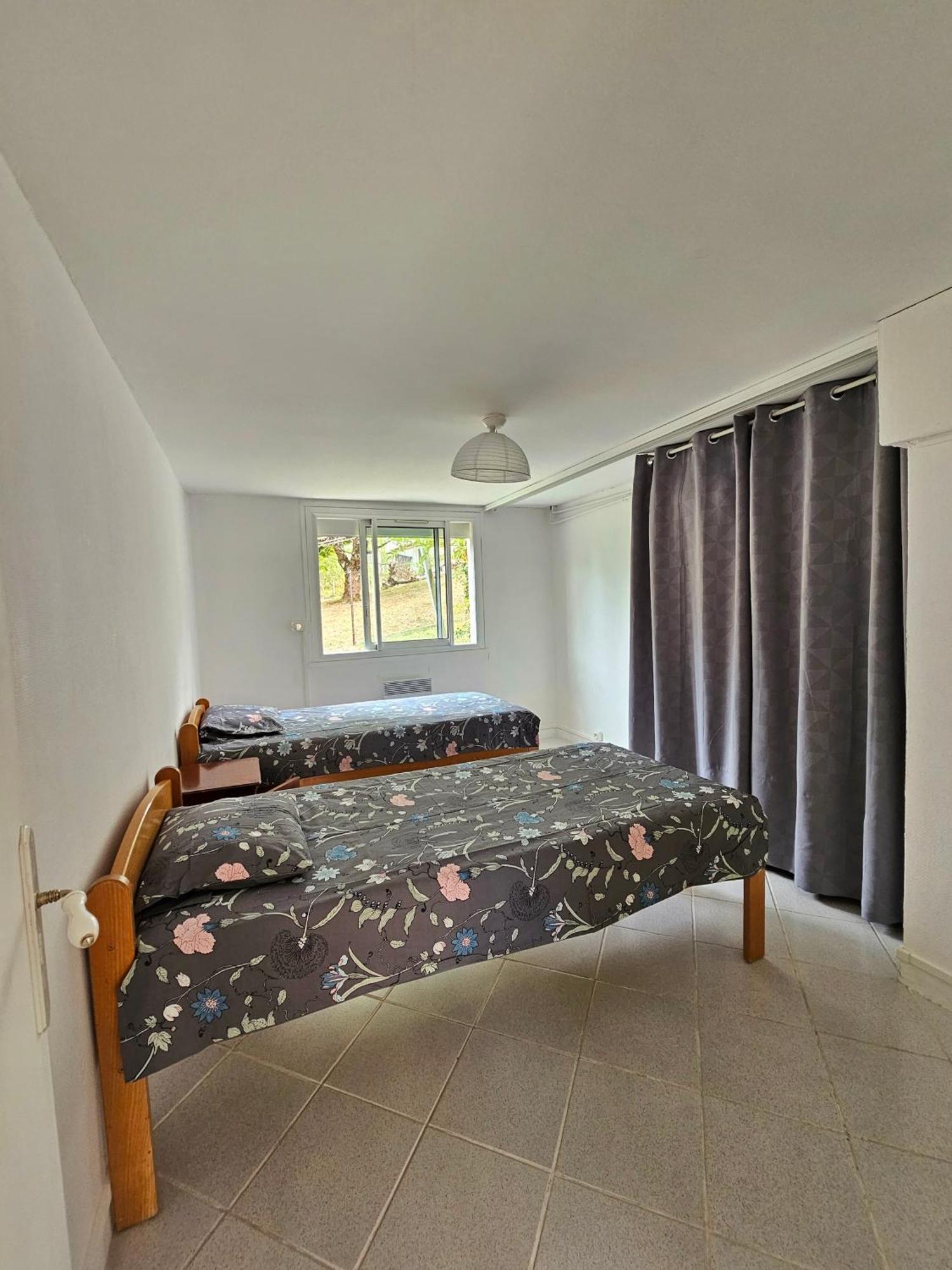 Lumineux Et Calme En Rez-de-jardin Apartment Castanet-Tolosan
